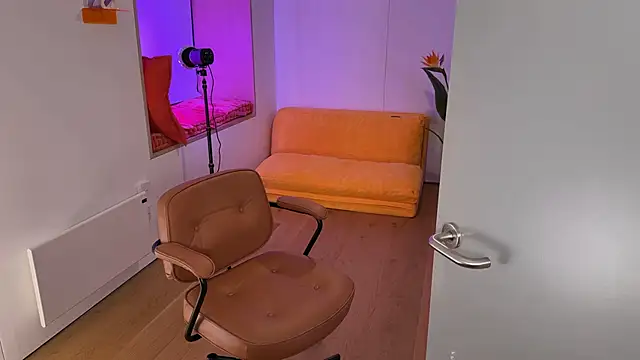 Snapshot of _vixenp chatting on 20, 2, 2025 vixenp online show from 20, 2, 2025