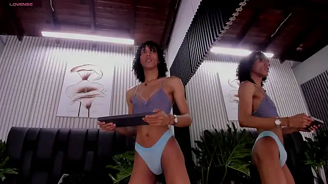 Camille Cedrik online show from 26, 9, 2025