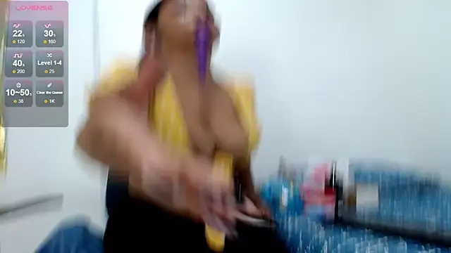 Snapshot of camilavagina24 chatting on 27, 1, 2025 camilavagina24 online show from 27, 1, 2025