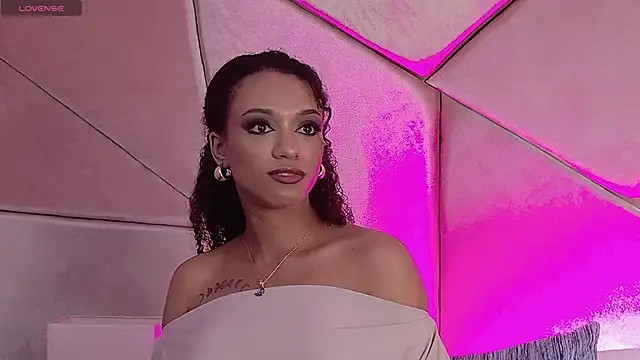 Nahomi King online show from 20, 12, 2025