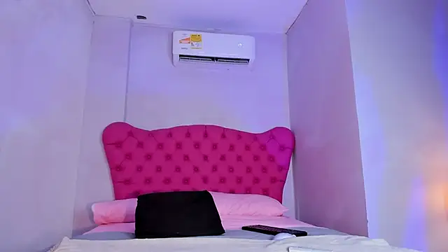 Aprillbrunette online show from 27, 7, 2026