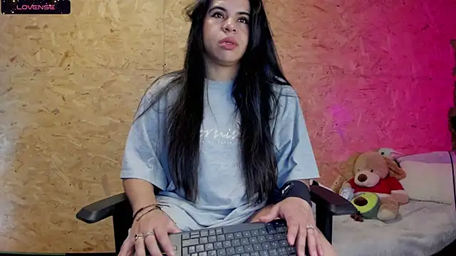 Biancastrongg online show from 22, 3, 2025