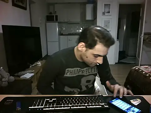 mihaimichael online show from 11, 4, 2026