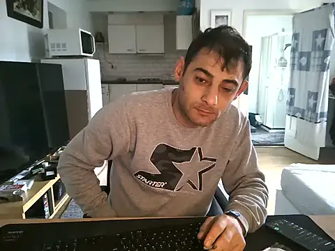 Snapshot of mihaimichael chatting on 3, 6, 2026 mihaimichael online show from 3, 6, 2026