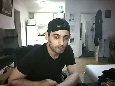 Snapshot of mihaimichael chatting on 9, 6, 2026 mihaimichael online show from 9, 6, 2026