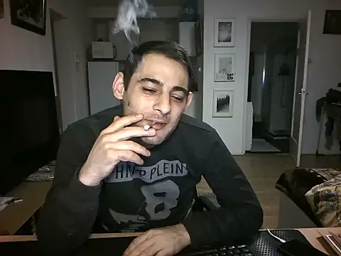 Snapshot of mihaimichael chatting on 17, 6, 2026 mihaimichael online show from 17, 6, 2026