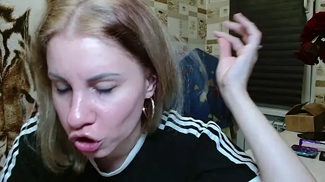 TherestlessKitty online show from 14, 6, 2026