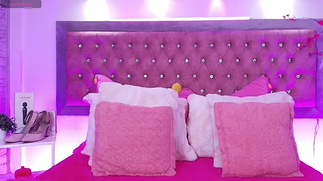 Snapshot of Tayzon_Foxxx chatting on 21, 11, 2025 Tayzon Foxxx online show from 21, 11, 2025