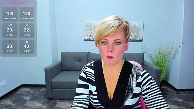 Julia Wilsone online show from 26, 1, 2025