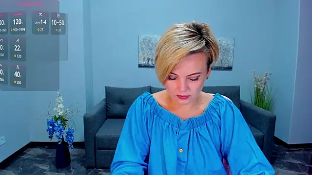 Julia Wilsone online show from 19, 9, 2025