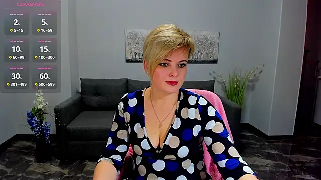 Julia Wilsone online show from 16, 1, 2026