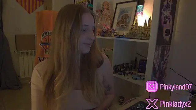 Pinkyladyxxx online show from 25, 4, 2026