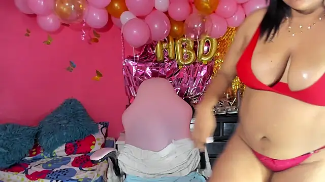 ivy roosx online show from 22, 4, 2026