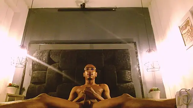 Jose Smoke online show from 17, 2, 2025