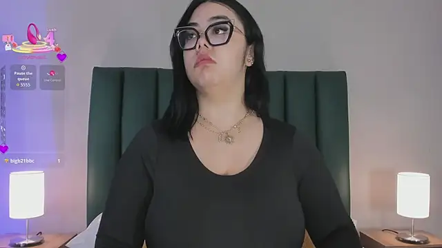 juicy led  online show from 23, 7, 2026