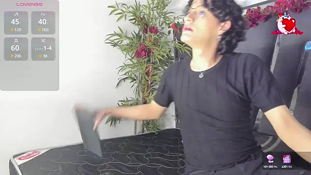 Black Rose2 online show from 3, 3, 2025