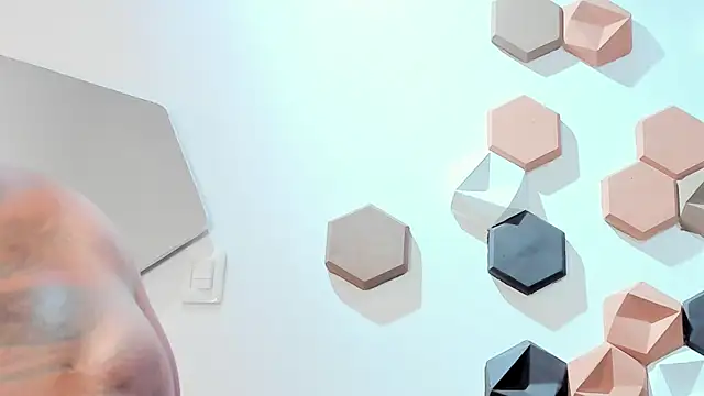 Snapshot of Makonneen chatting on 29, 1, 2025 Makonneen online show from 29, 1, 2025