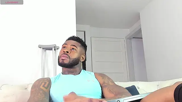 Snapshot of Makonneen chatting on 29, 5, 2026 Makonneen online show from 29, 5, 2026