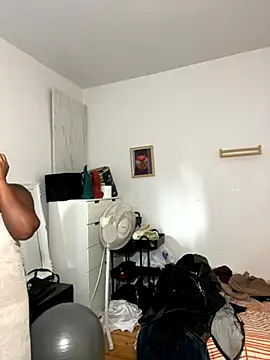 Goddess Nafeesha online show from 19, 10, 2025