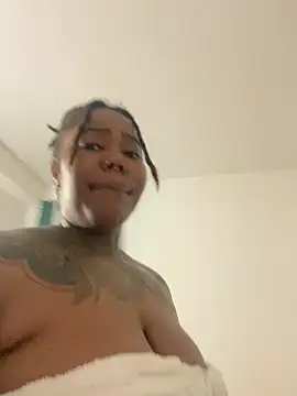 Goddess Nafeesha online show from 26, 4, 2026