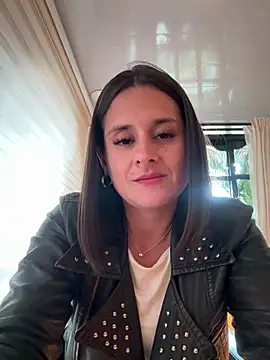 Alice milf  online show from 14, 1, 2026