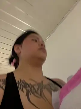  luna torres online show from 25, 2, 2026