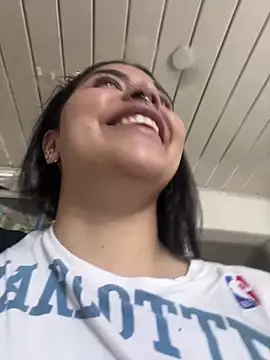  luna torres online show from 24, 4, 2026