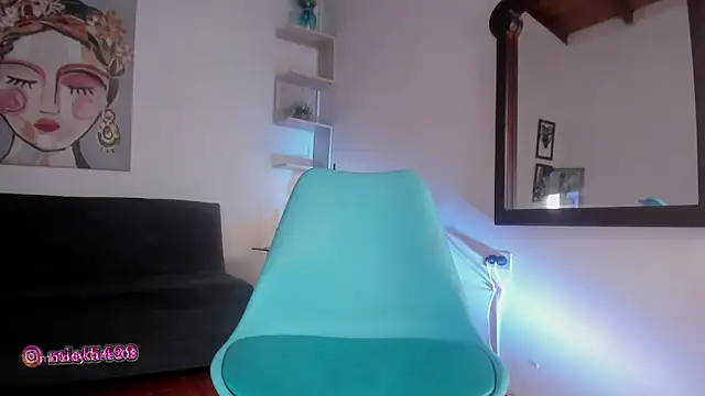 melody cute10 online show from 4, 1, 2025