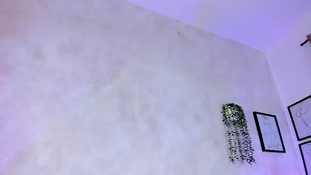 chantall smith online show from 9, 3, 2026