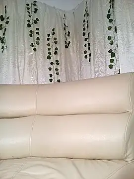 Snapshot of AbbyTomson chatting on 19, 2, 2025 AbbyTomson online show from 19, 2, 2025