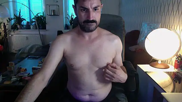 tomz0819 online show from 30, 7, 2026
