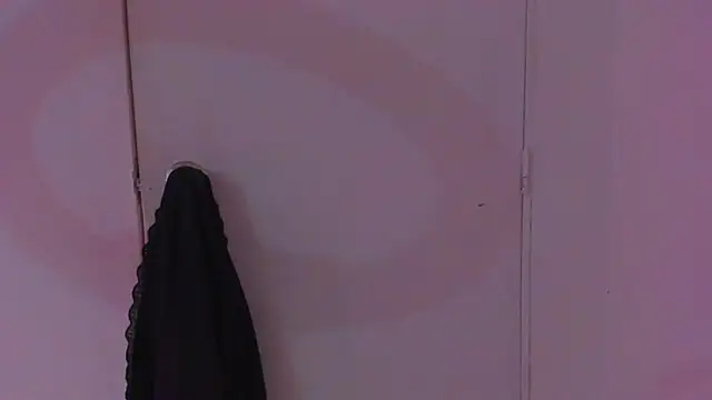 emma-hiill online show from 11, 12, 2024