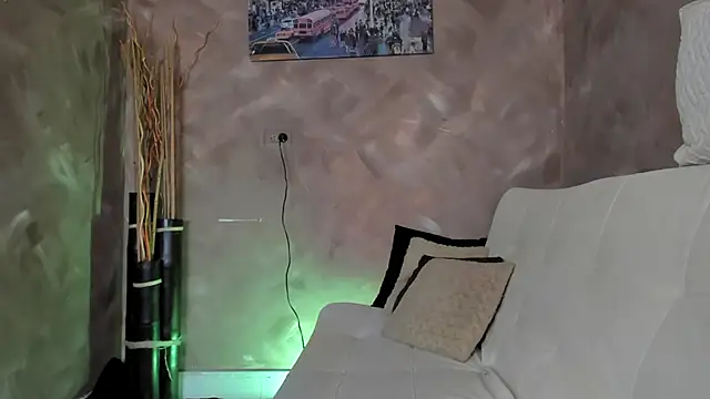 emma-hiill online show from 18, 3, 2025