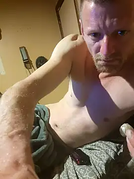 Snapshot of BigDDave6979 chatting on 28, 2, 2025 BigDDave6979 online show from 28, 2, 2025