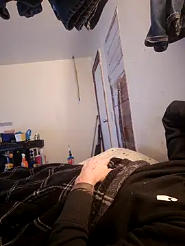 Snapshot of BigDDave6979 chatting on 15, 12, 2025 BigDDave6979 online show from 15, 12, 2025