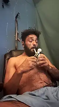 Snapshot of C8L3U chatting on 2, 12, 2024 C8L3U online show from 2, 12, 2024