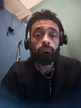 Snapshot of C8L3U chatting on 3, 12, 2024 C8L3U online show from 3, 12, 2024