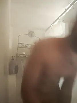 Snapshot of C8L3U chatting on 17, 12, 2024 C8L3U online show from 17, 12, 2024