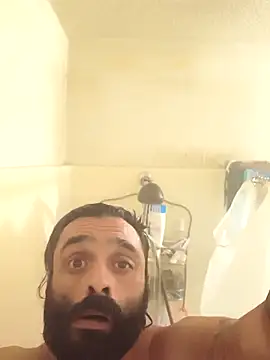 Snapshot of C8L3U chatting on 14, 9, 2025 C8L3U online show from 14, 9, 2025