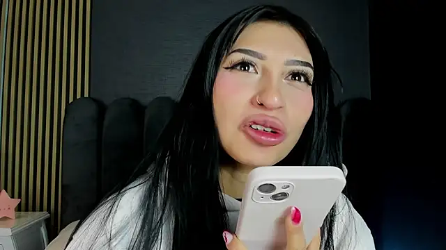 Nicolette ks  online show from 28, 3, 2026