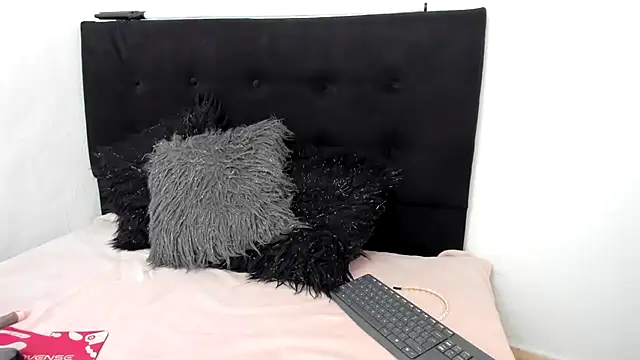 LinaBrowm online show from 21, 9, 2025