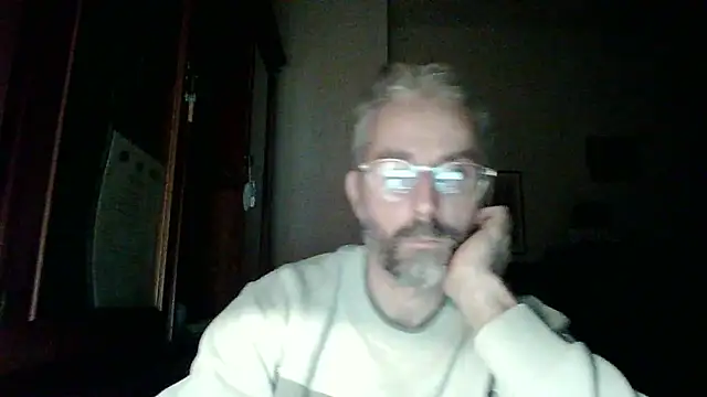 Snapshot of dedalus84 chatting on 21, 3, 2026 dedalus84 online show from 21, 3, 2026