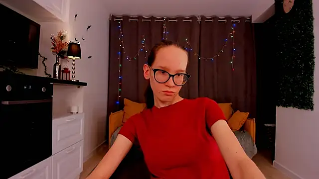 BettyBrowni online show from 2, 2, 2025