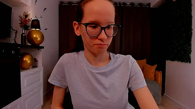 BettyBrowni online show from 25, 2, 2025