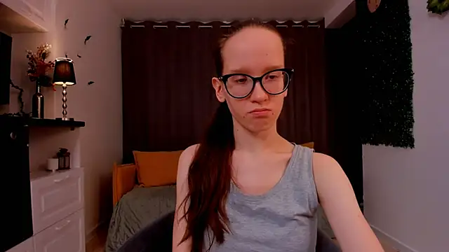 BettyBrowni online show from 27, 2, 2025