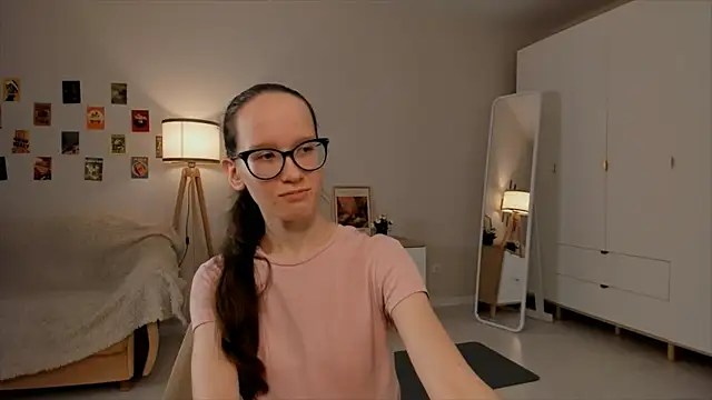 BettyBrowni online show from 15, 3, 2025