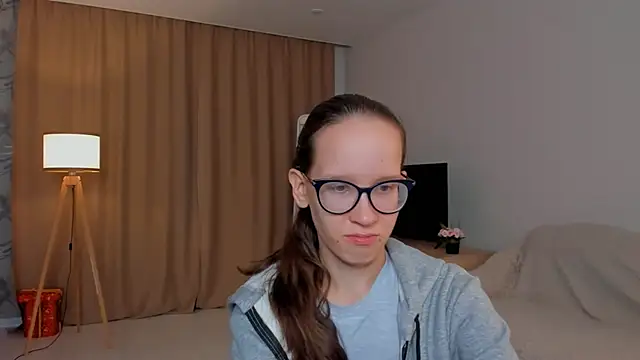 BettyBrowni online show from 10, 9, 2025