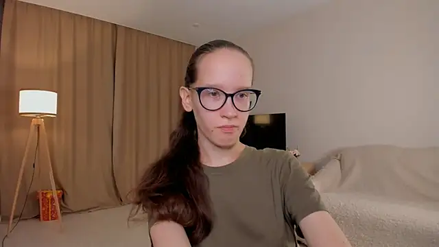 BettyBrowni online show from 8, 10, 2025