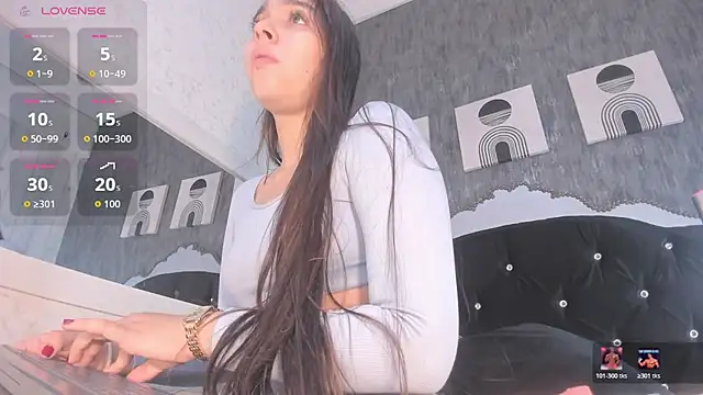 Paola  23 online show from 28, 7, 2026