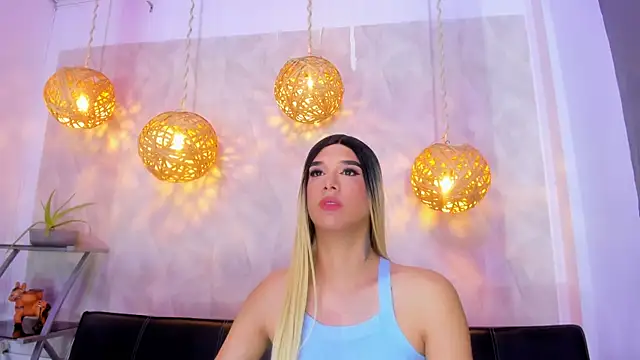 victoria aleia  online show from 17, 3, 2025